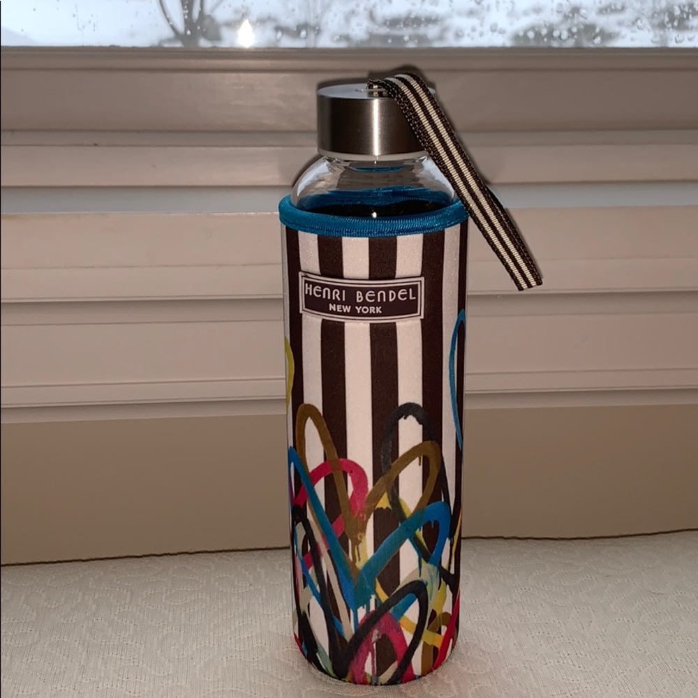 HENRI BENDEL WATER BOTTLE NWOT